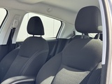 Miniaturansicht von Peugeot 208 1.2 PureTech Blue Lion