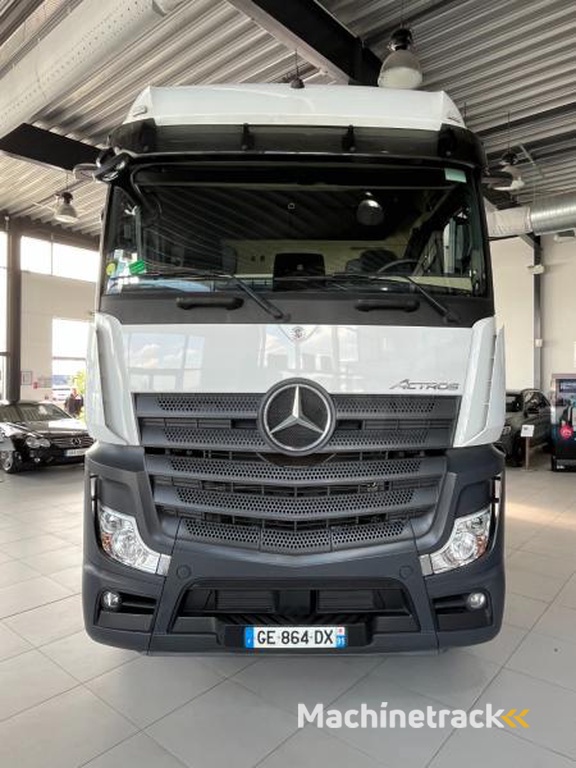 Mercedes Actros