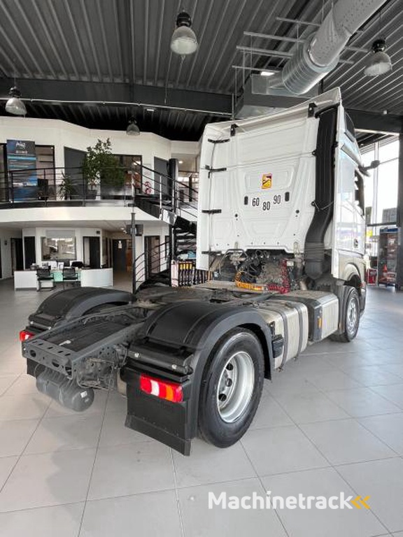 Mercedes Actros