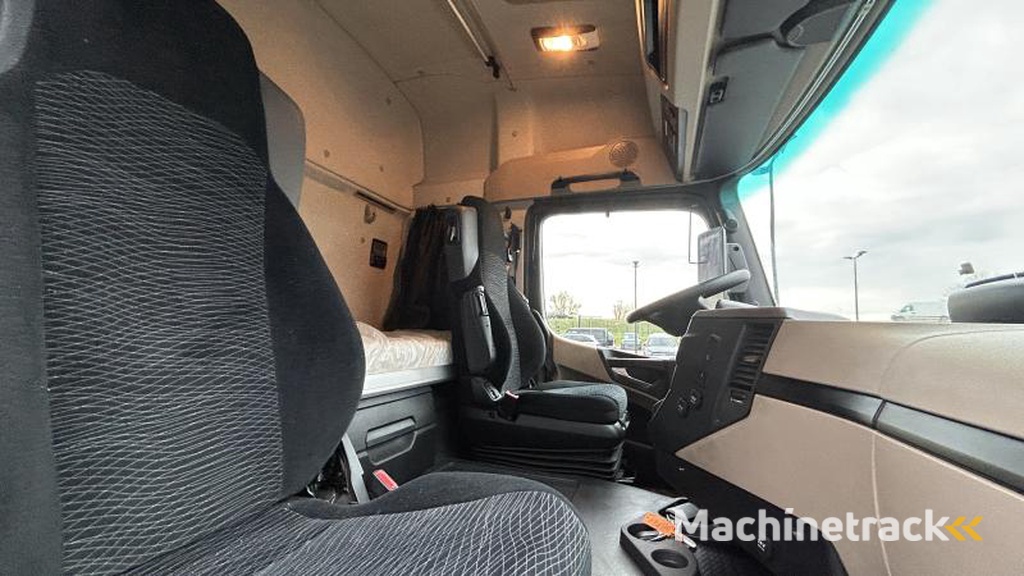 Mercedes Actros 1845 LS 4X2