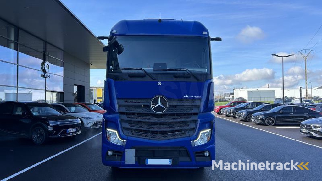 Mercedes Actros 1845 LS 4X2