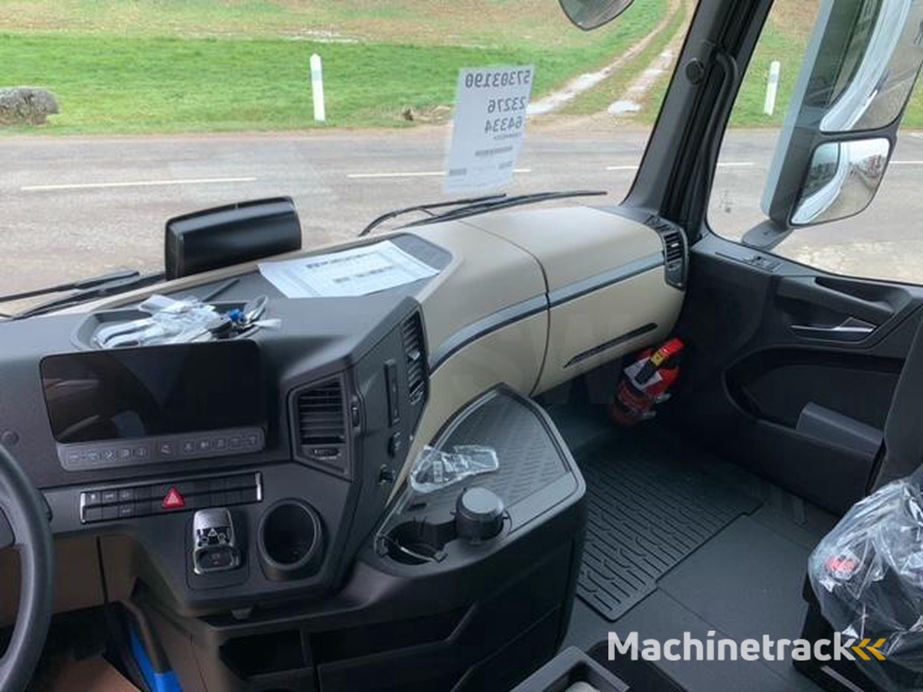 Mercedes ACTROS 1848 LS 4X2