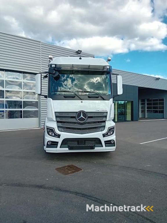 Mercedes Actros 1845 LS 4X2