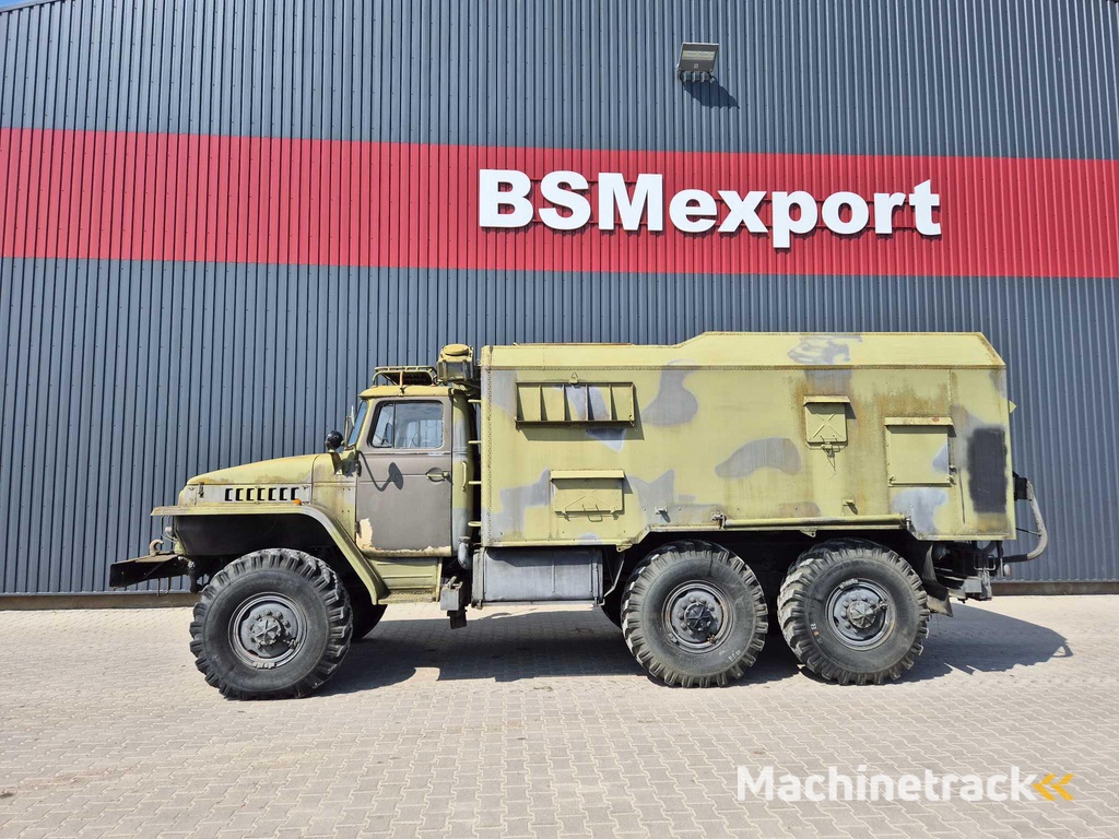 URAL Ural 375 box truck