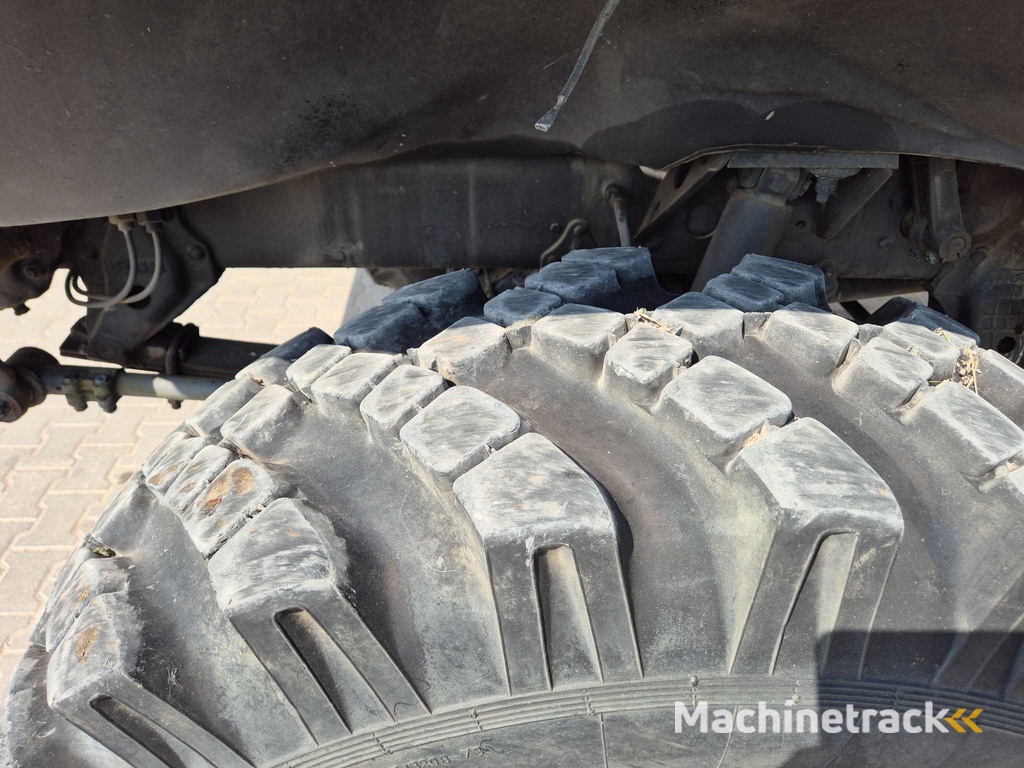 URAL Ural 375 box truck