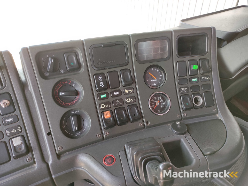 Scania P124. 420