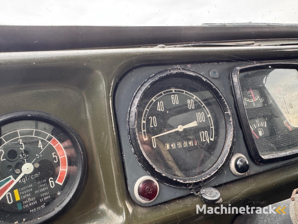 ZIL 131, 6x6 low mileage