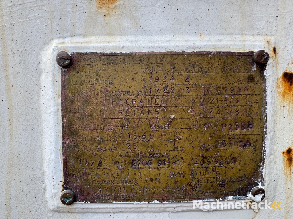 Robine BARNEUD, 47781 liter + meter + pump