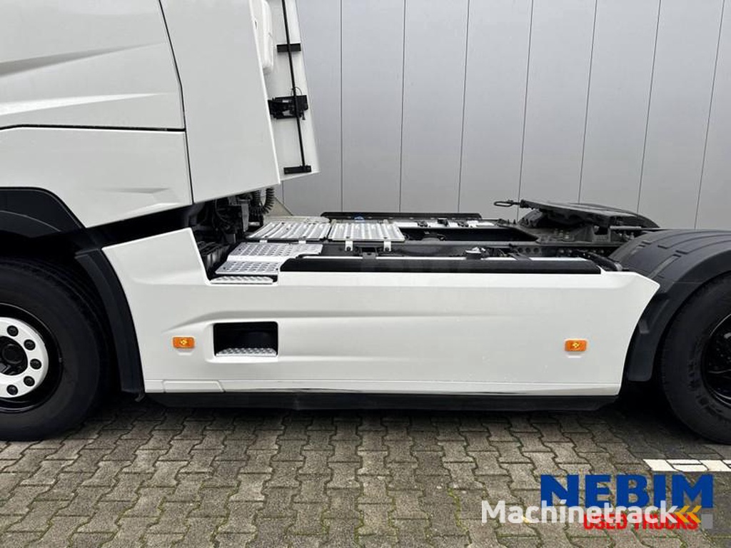 Renault T520-4x2-High-Parking-Airco