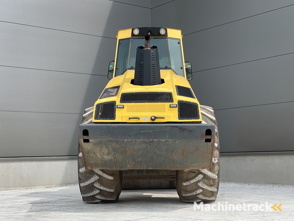 BOMAG BW 216 DH-4i