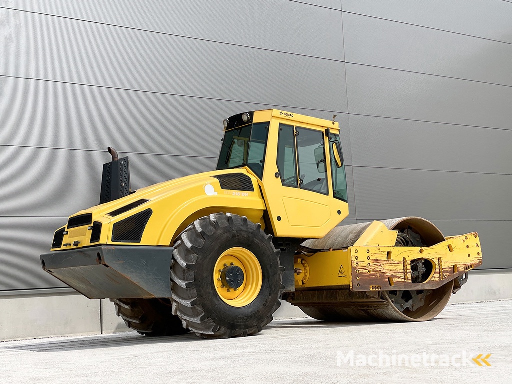 BOMAG BW 216 DH-4i
