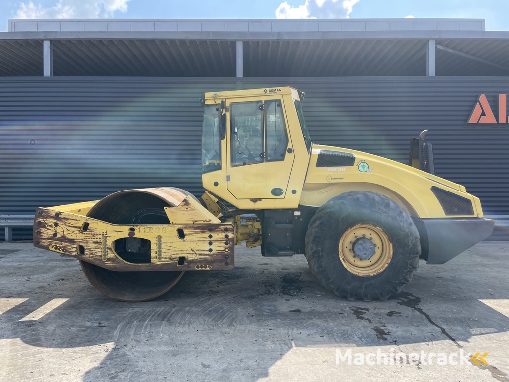 BOMAG BW 216 DH-4