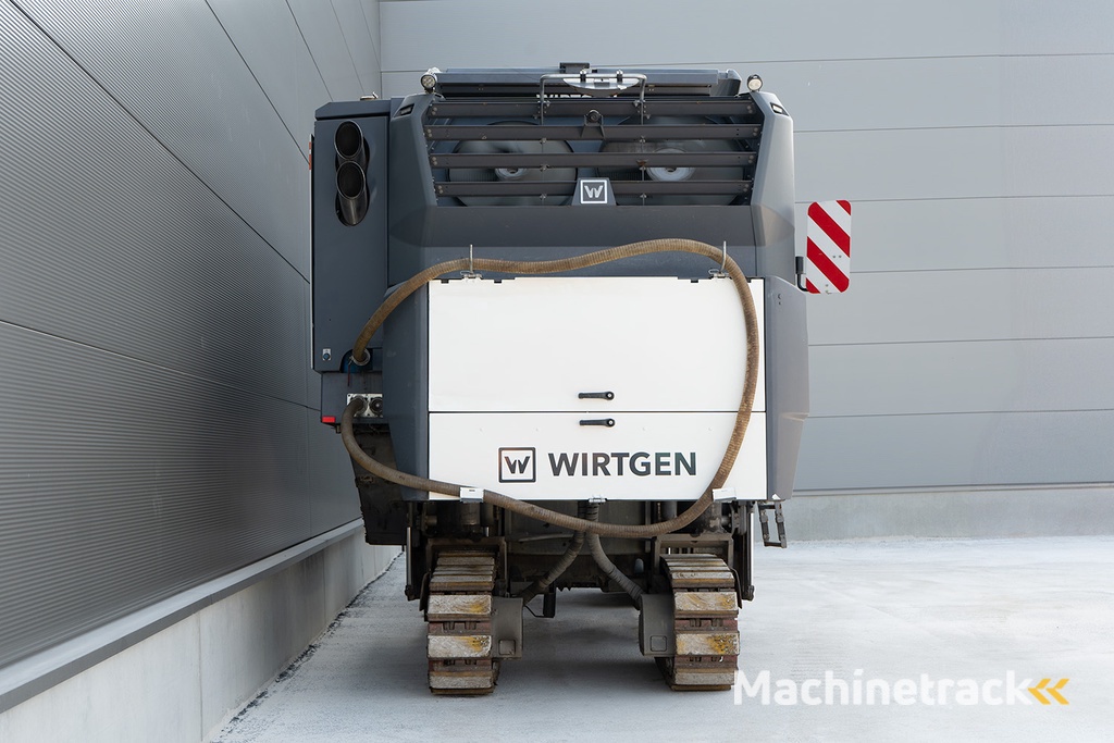 WIRTGEN W 220 FI