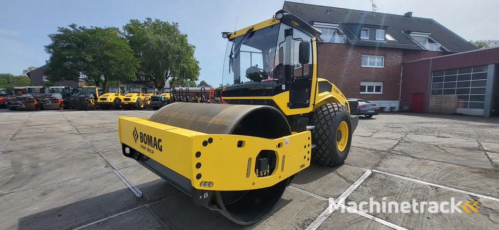 BOMAG BW 213 D-5