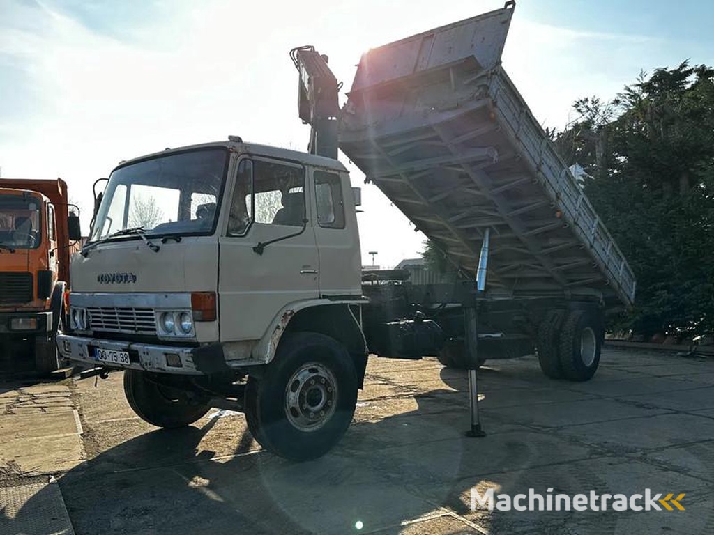 Toyota HINO-14T-4X2-Tipper-Crane-Hiab-765-Spring-Spring-Manual-Gearbox