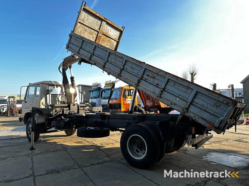 Toyota HINO-14T-4X2-Tipper-Crane-Hiab-765-Spring-Spring-Manual-Gearbox