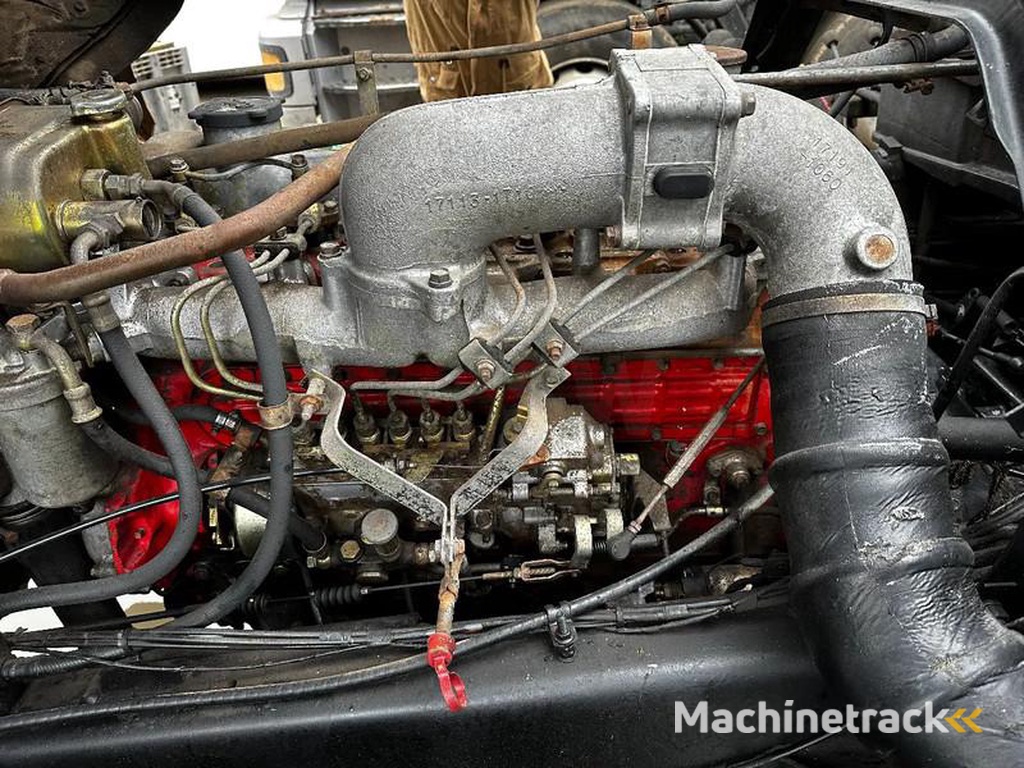 Toyota HINO-14T-4X2-Tipper-Crane-Hiab-765-Spring-Spring-Manual-Gearbox