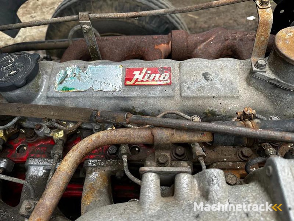 Toyota HINO-14T-4X2-Tipper-Crane-Hiab-765-Spring-Spring-Manual-Gearbox