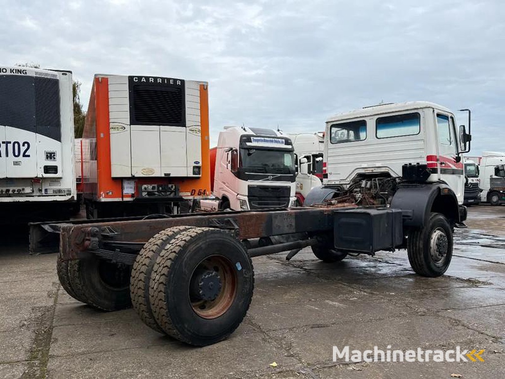 Mercedes 2036 V10 4X4 Chassis Spring/Spring Manual Gearbox