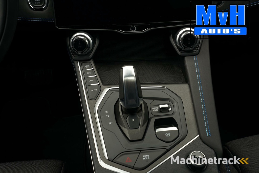 Lynk & Co 01 1.5 Plug-in Hybride|ZWARTE.HEMEL|TREKHAAK|NAP