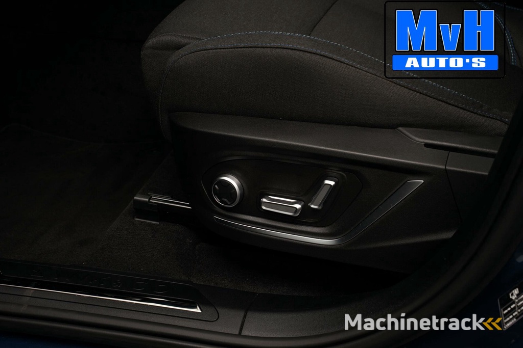 Lynk & Co 01 1.5 Plug-in Hybride|FULL BLACK|360°CAM|PANO|NAP