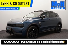 lynk-co-01-1.5-hybridefull-black-xxltrekhaak360°camnap