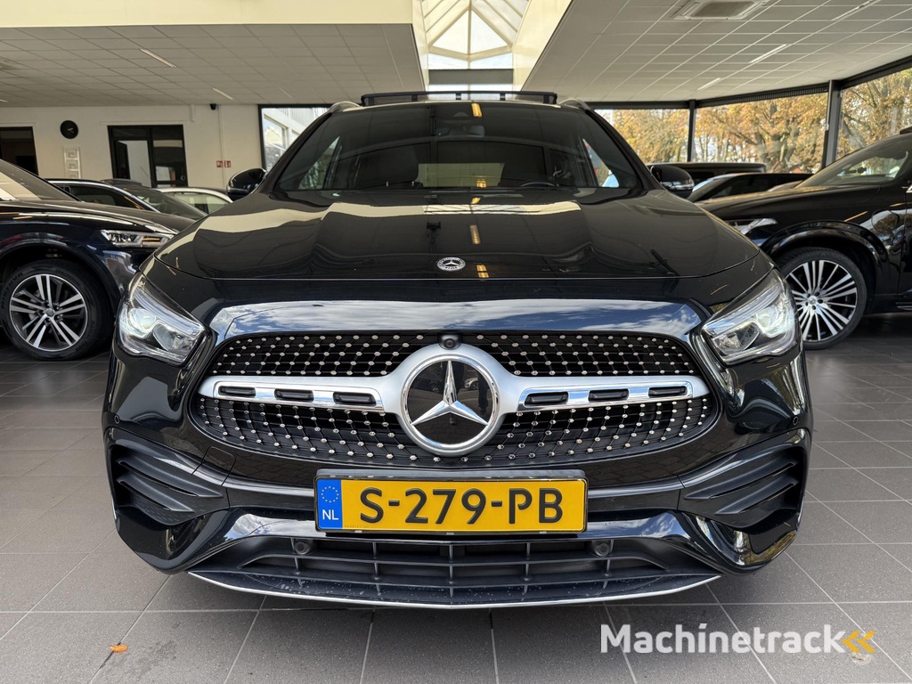 Mercedes-Benz GLA-klasse 250 4MATIC AMG Line