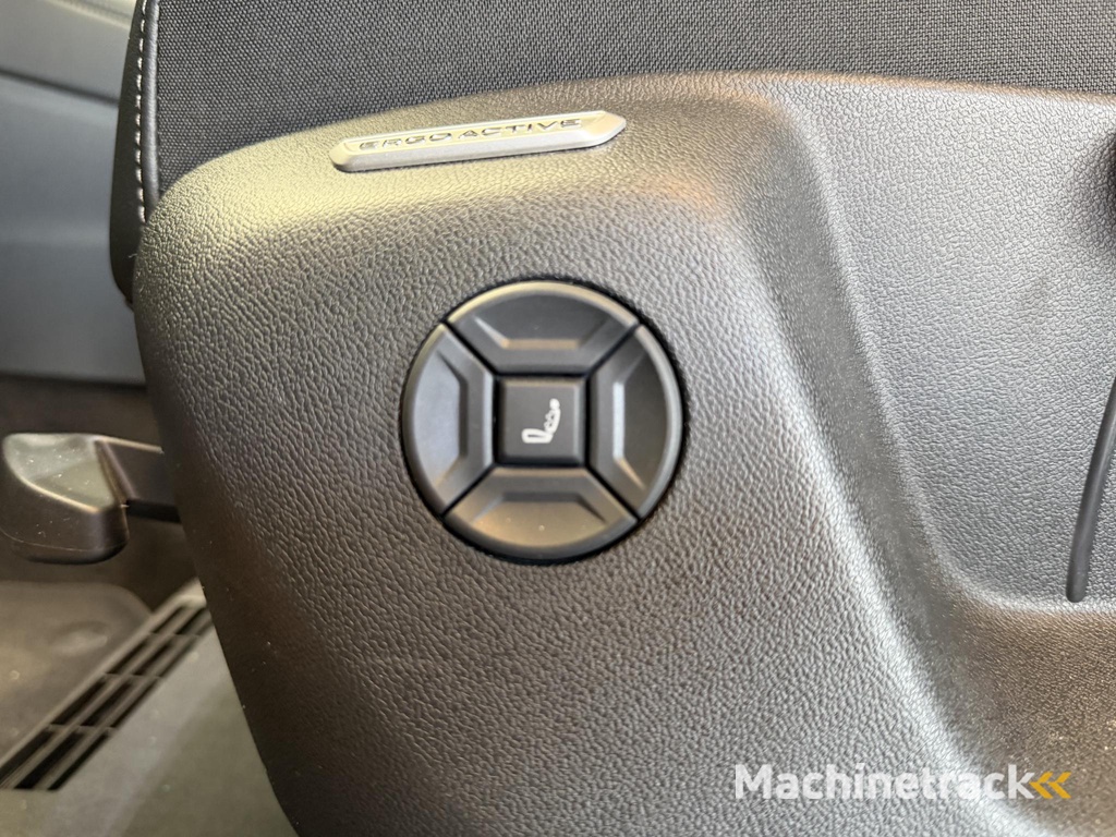 Volkswagen Tiguan 1.5 eTSI R-Line / Pano / Head-up/ 360