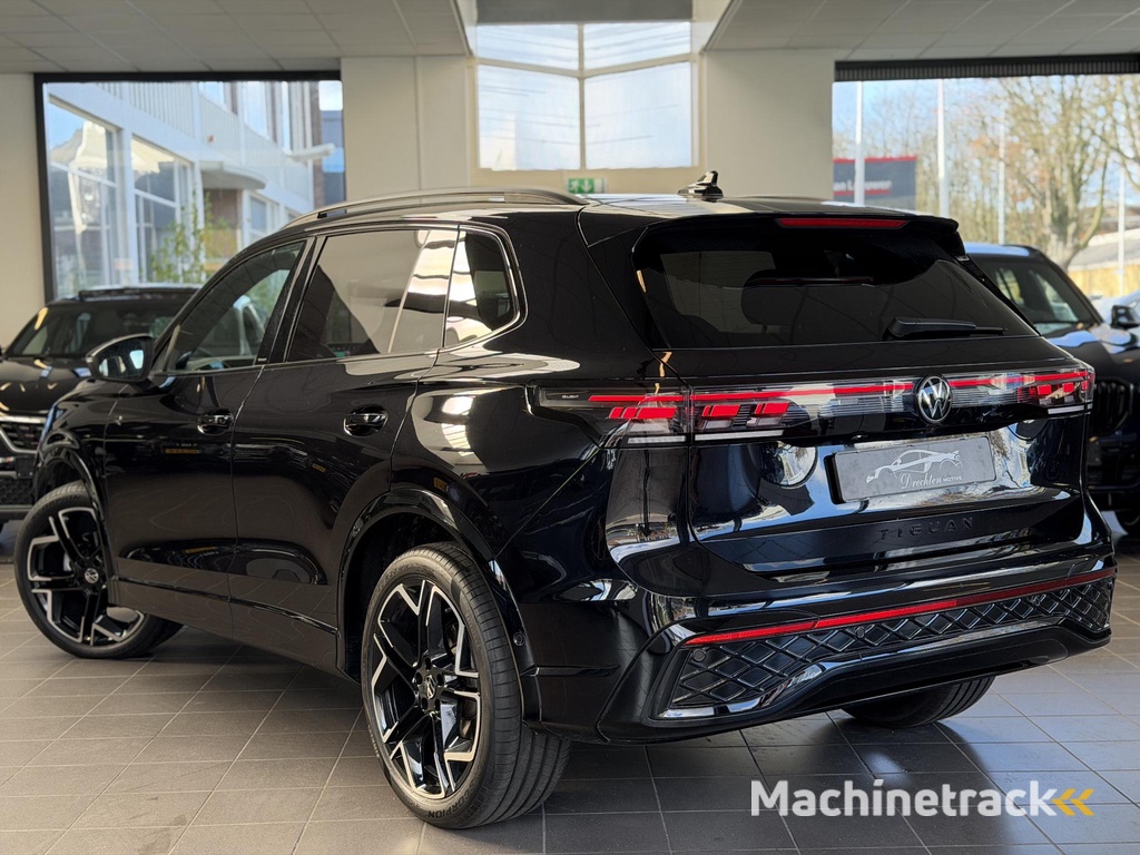 Volkswagen Tiguan 1.5 eTSI R-Line / Pano / Head-up/ 360