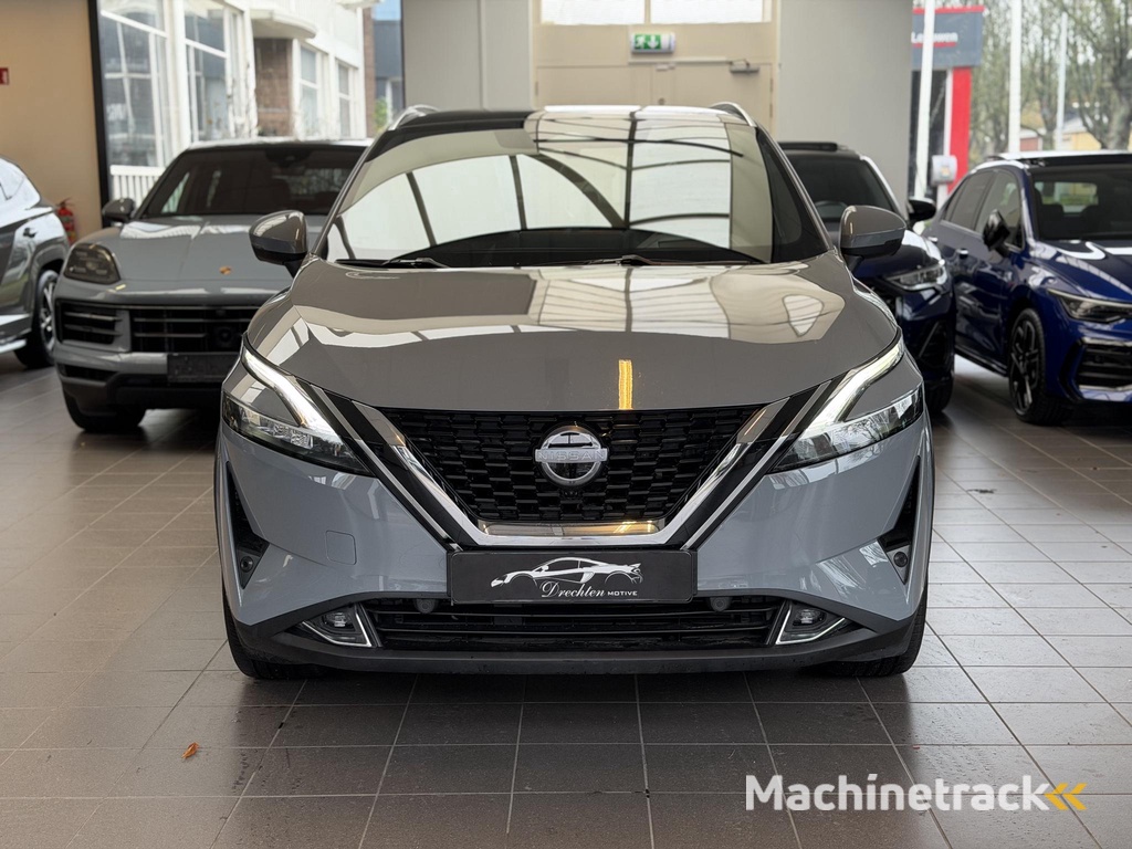 Nissan Qashqai 1.3 MHEV Tekna / 360 / Head-up / Trekhaak /