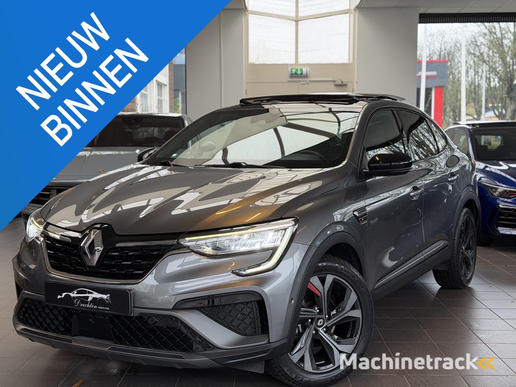 Renault Arkana 1.6 E-Tech Hybrid R.S. Line / Pano / Cam / Keyless