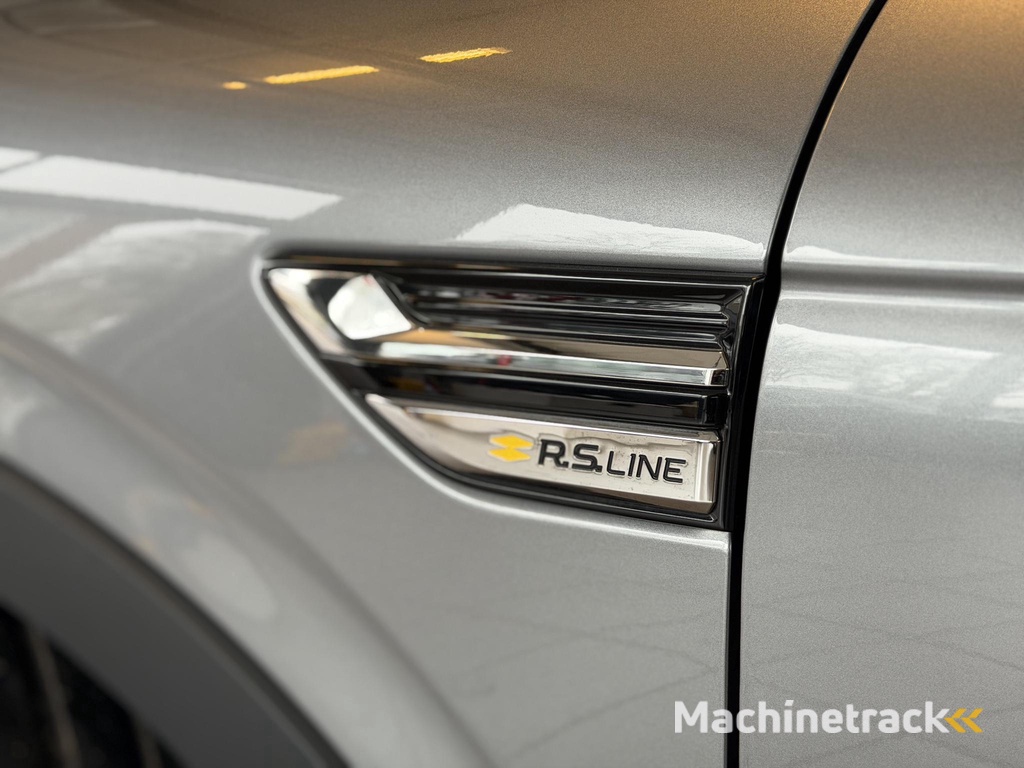 Renault Arkana 1.6 E-Tech Hybrid R.S. Line / Pano / Cam / Keyless