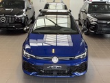 Minituur van Volkswagen Golf 1.5 eTSI R-Line Pano / 360 / H&K / Trekhaak