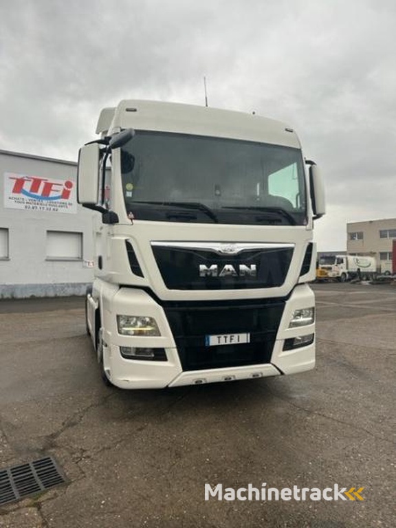 MAN TGX