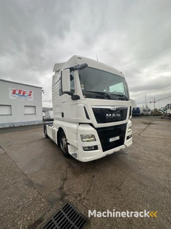 MAN TGX