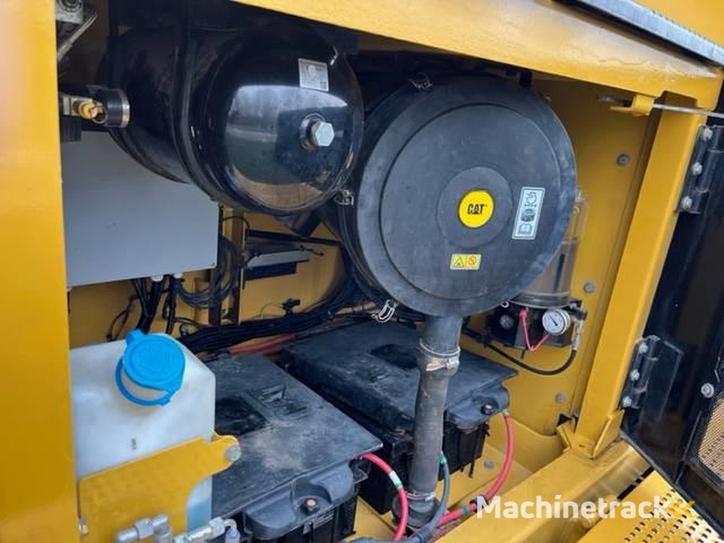 Caterpillar 395-UHD-Ultra-High-Demolition-new-unused-2025