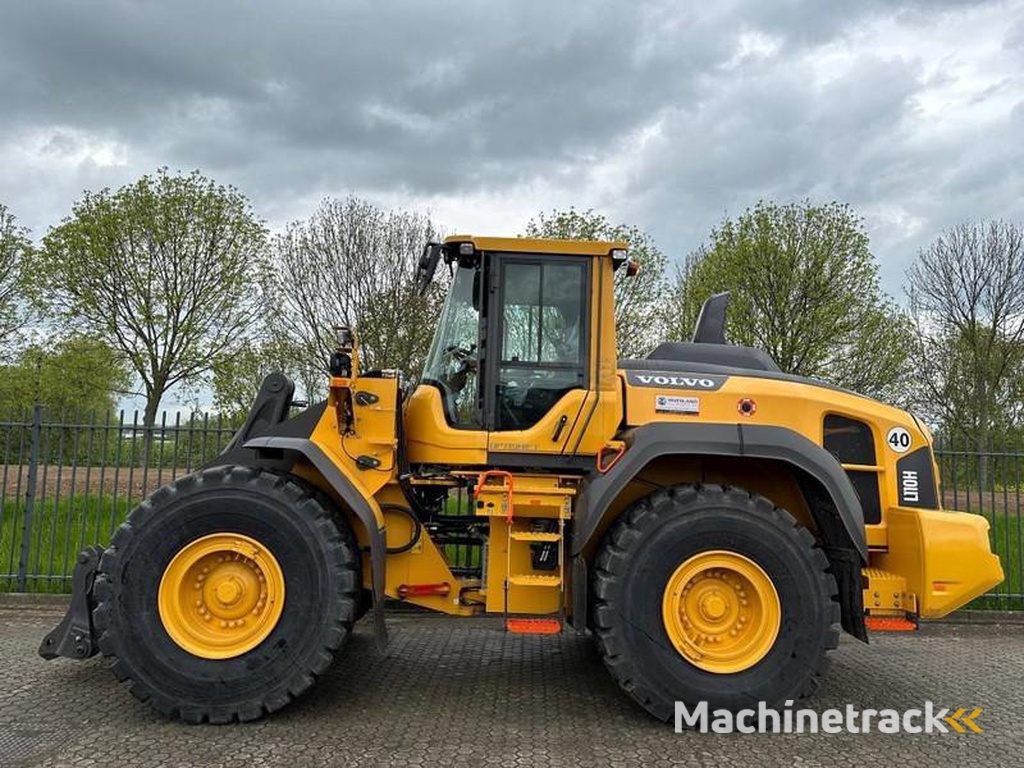 Volvo L110H-new-unused-BSS-CDS-3rd-and-4-th-valve-QC