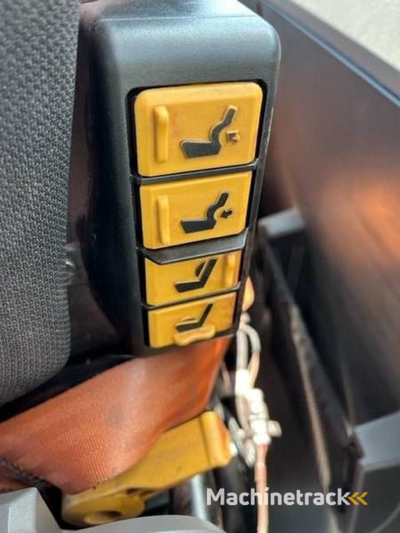 Caterpillar 980-demo-2022-with-only-2525-hours-factory-CE-RCS