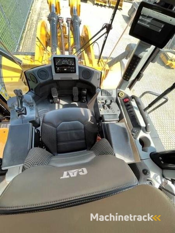 Caterpillar 980-demo-2022-with-only-2525-hours-factory-CE-RCS