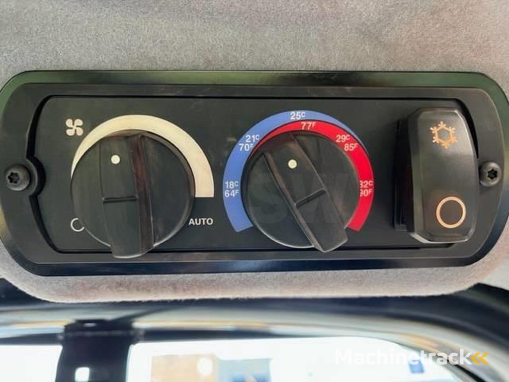 Caterpillar 980-demo-2022-with-only-2525-hours-factory-CE-RCS