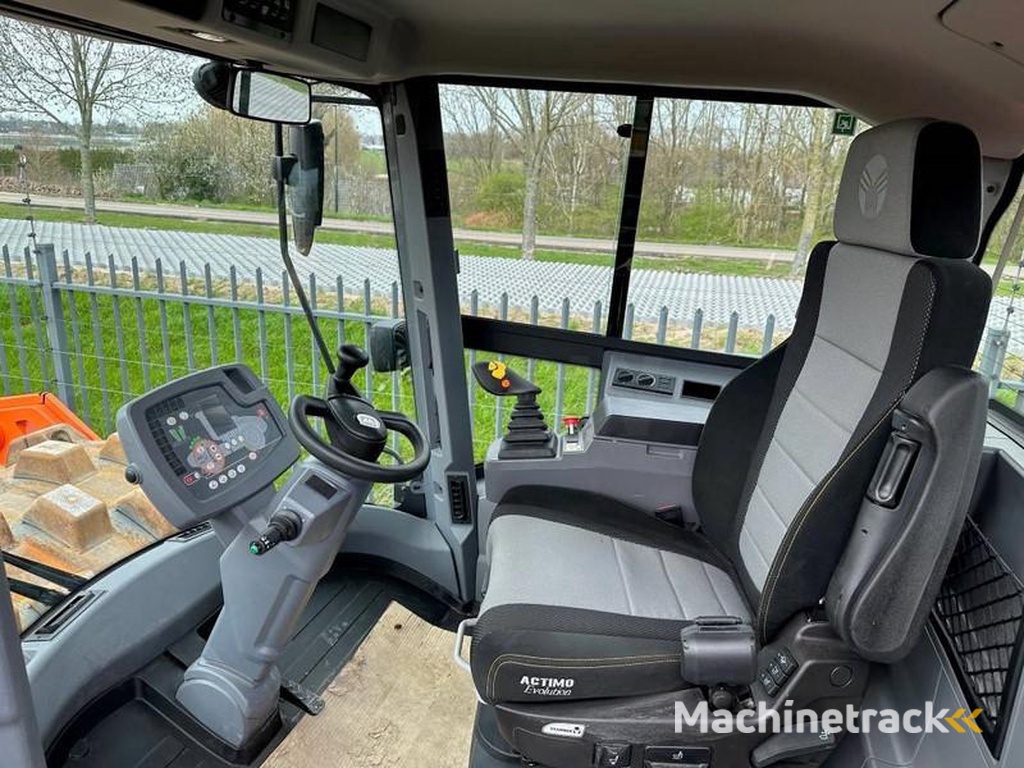 Hamm HC-180-i-year-2022-demo-new-with-dozerblade