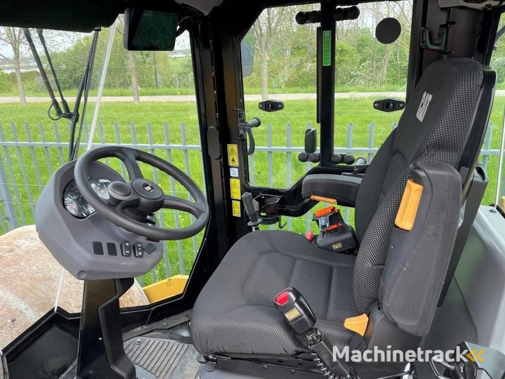 Caterpillar CS-10-GC-new-unused-factory-CE-climate-control