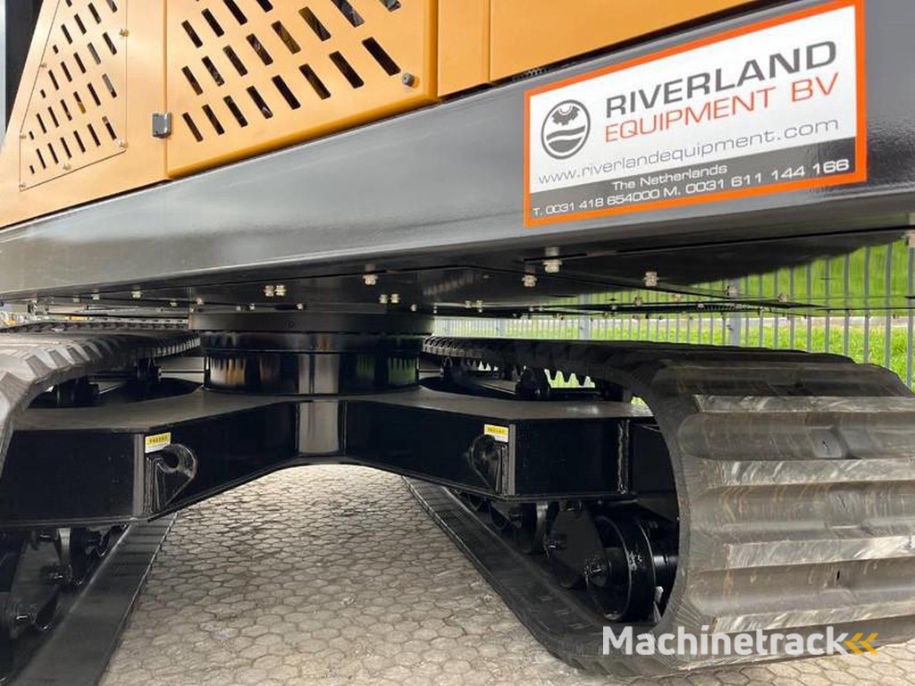 Morooka MST-110CR-with-swivel-slewing-ring-new-unused-2025