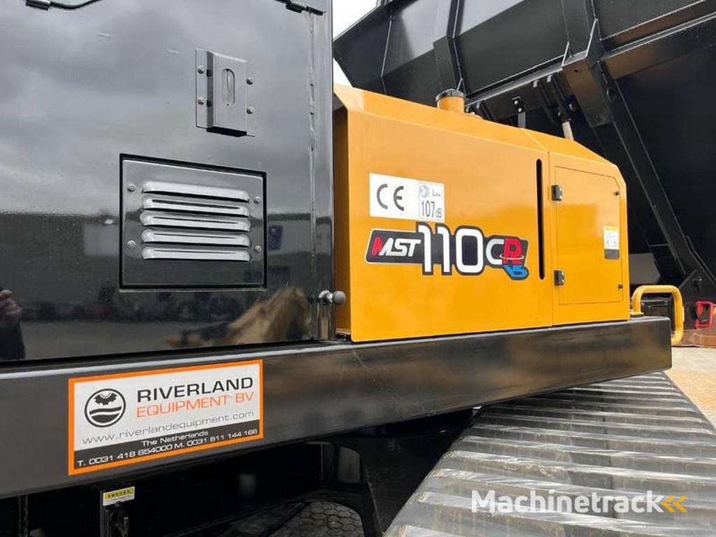 Morooka MST-110CR-with-swivel-slewing-ring-new-unused-2025