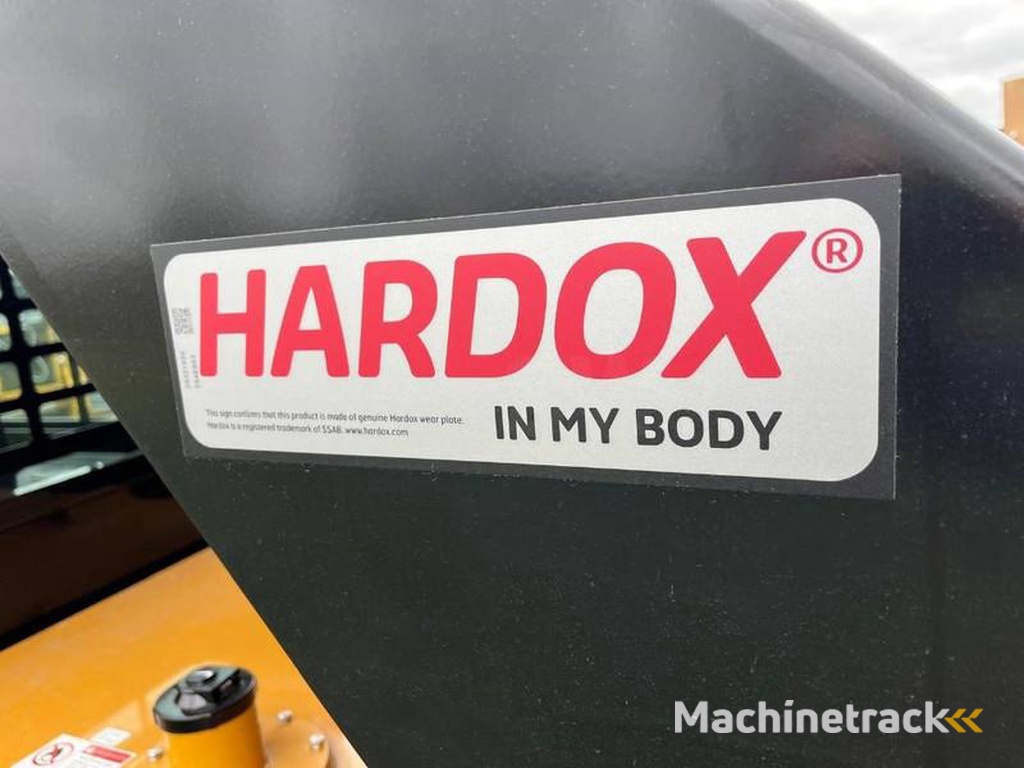 Morooka MST-110CR-with-swivel-slewing-ring-new-unused-2025