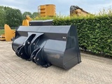 Miniaturansicht von Volvo buckets-GP-new-unused-bolted-on-and-with-QC