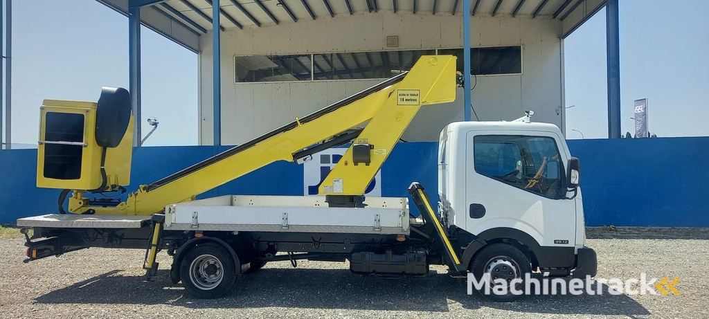 Nissan CABSTAR NT400 MOVEX TLR18