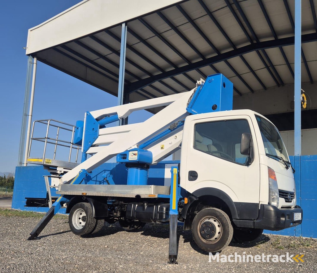 Nissan CABSTAR 35.12 SOCAGE DA320