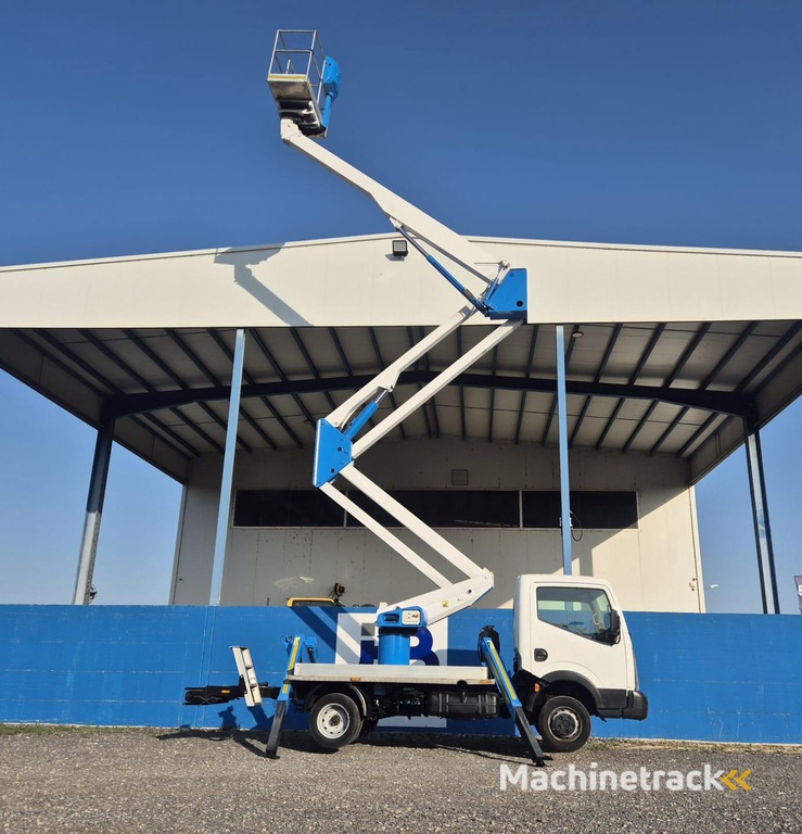 Nissan CABSTAR 35.12 SOCAGE DA320