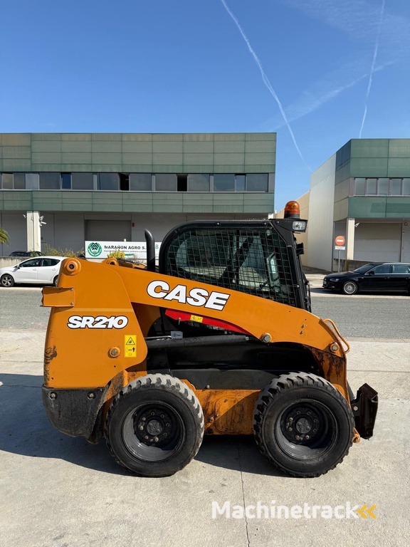 Case SR210